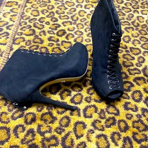 Rock & Republic sexy boots black